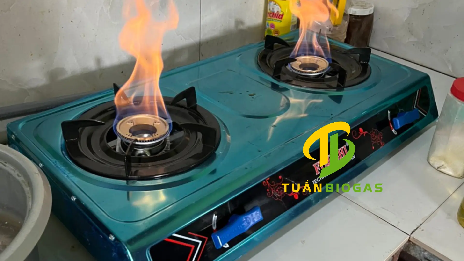 Bếp chuyên dụng cho túi biogas với ngọn lửa xanh ổn định