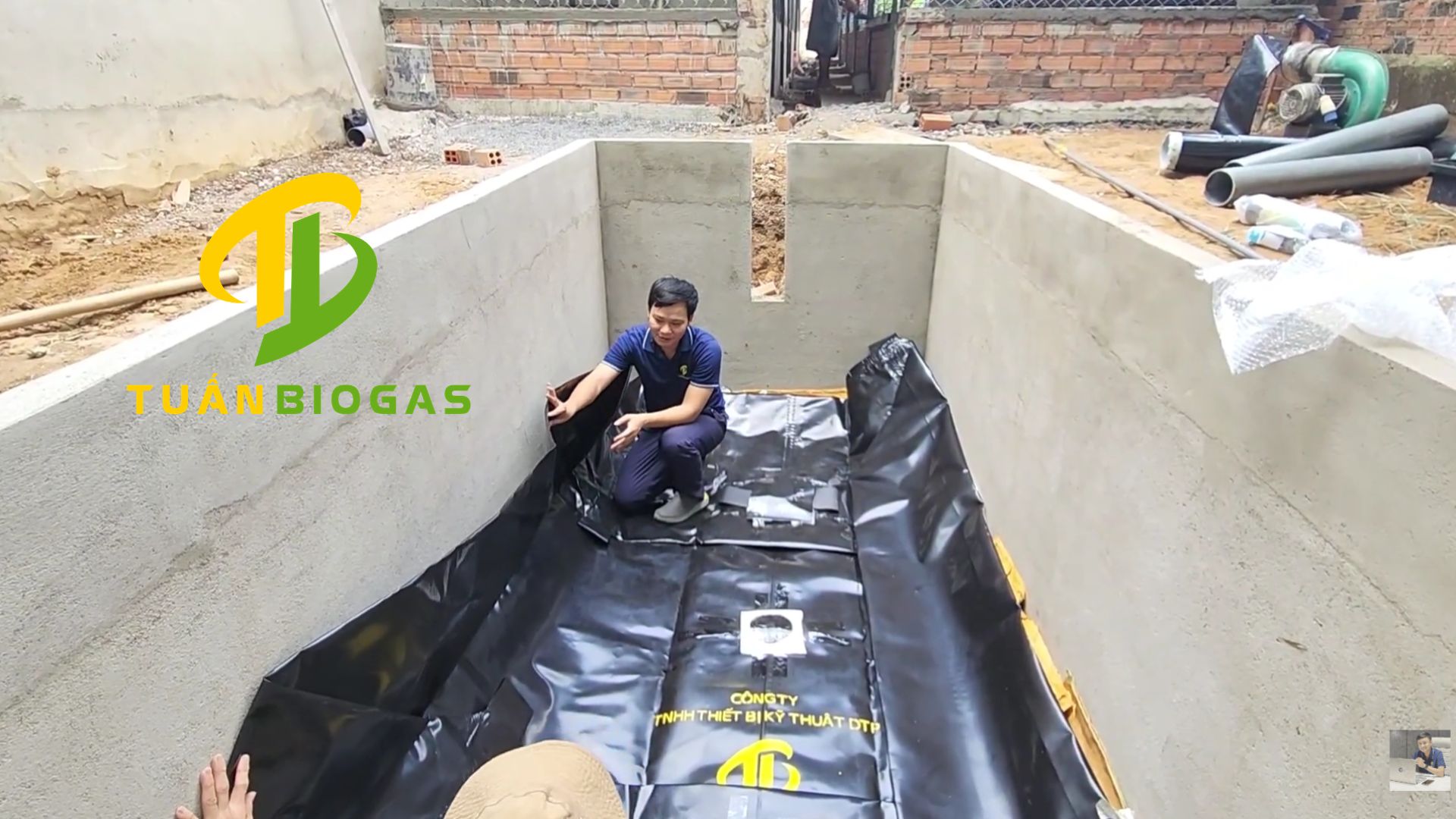 huong-dan-trai-bat-hdpe-tui-biogas-vuong