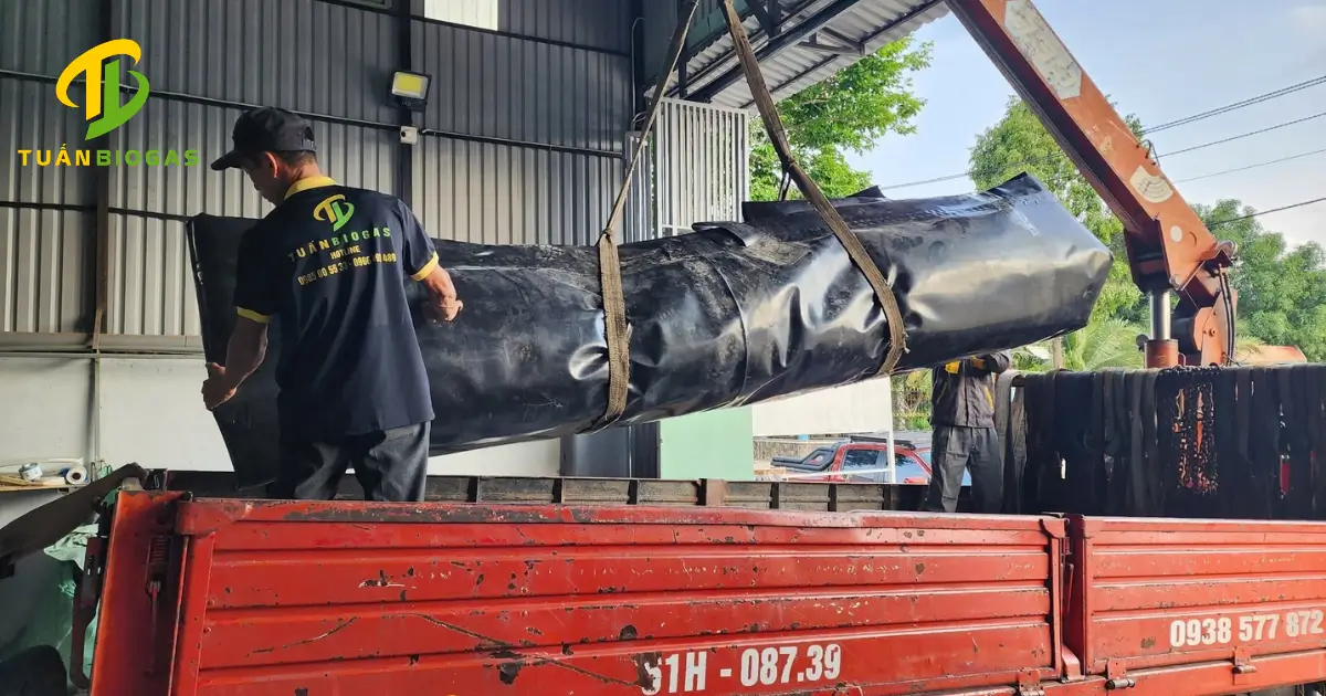 Cuộn bạt nhựa HDPE nguyên sinh 100% dùng sản xuất túi biogas Tuấn Biogas