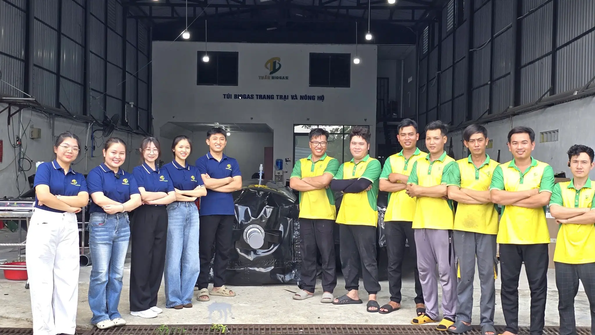 Phiếu bảo hành 5 năm 1 đổi 1 chính hãng trao tận tay khách hàng